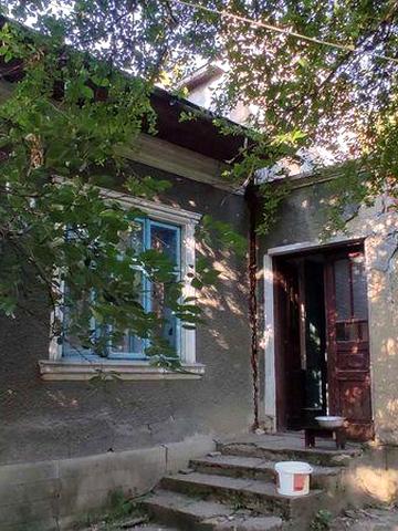 Будинок з ділянкою  в с. Кривче