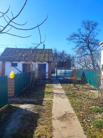 Продам будинок в селі Савинці , Білоцерківський район.
