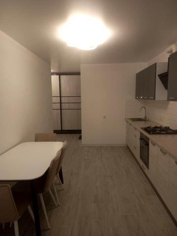 Власник Центр Орендк 2-Кім кв Перша здача