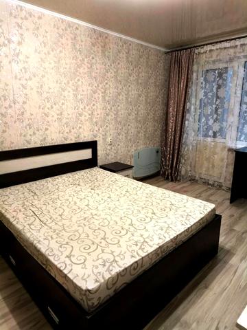 Варненська вул., 7/3