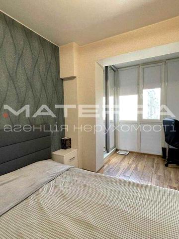 Центр міста. Продаж 3-х кімнатної квартири з ремонтом 80м2