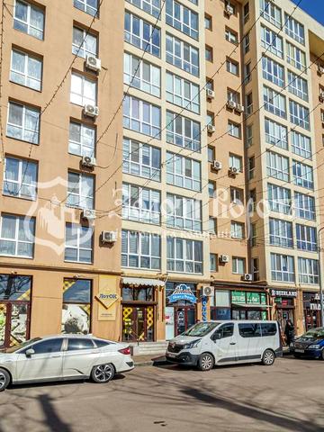 Героїв Небесної Сотні просп., 26/14