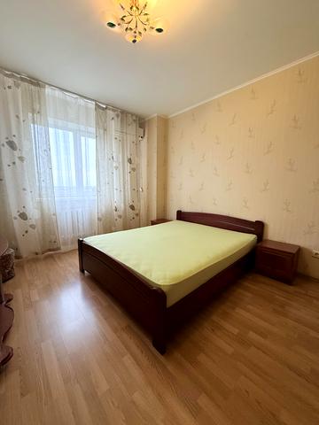 Верховної Ради бульв., 14-Б