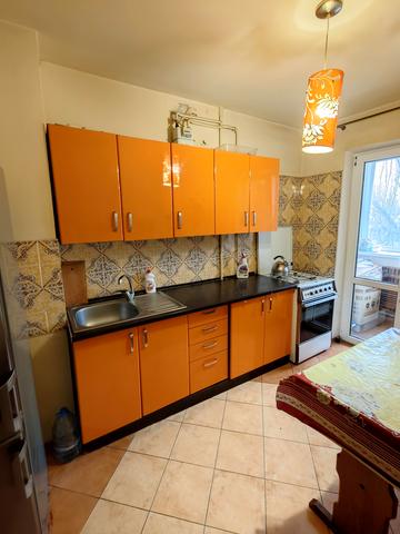 Академіка Корольова вул., 5