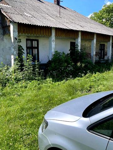 Будинок 135.8 кв.м. та господарське приміщення 88.7 кв.м