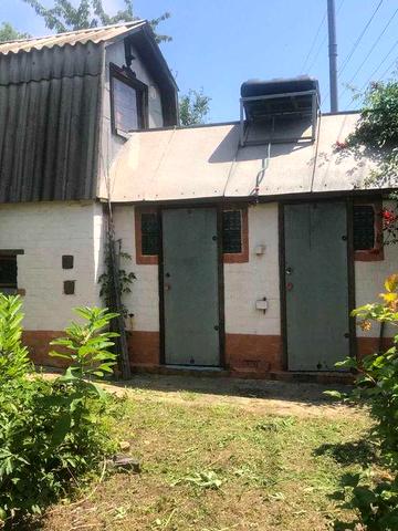 Оренда будинку на березі Дніпра