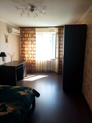 Патріарха Мстислава Скрипника вул., 7