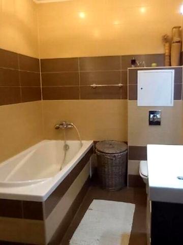 Продаж 4к Квартира Ватутіна вулиця