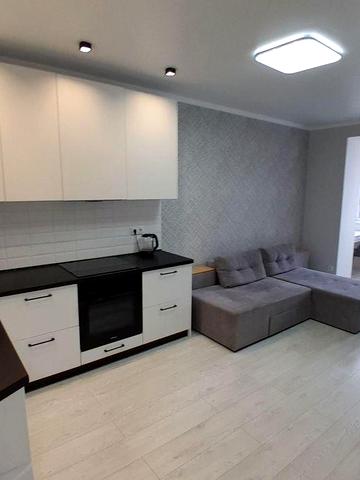 Від власника. Центр міста! Видова на Дніпро! Закритий двір.