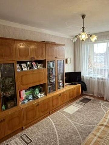 Продається 1-кімн. кв. в Південно-Західному районі.