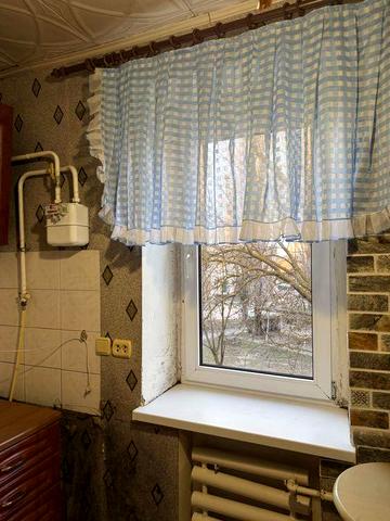 Продаж 1.км квартири