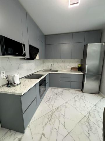 Академіка Сахарова вул., 9