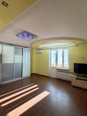 2к квартира 65 м² | кухня-вітальня 40 м² | ЖК Парковий | Ремонт