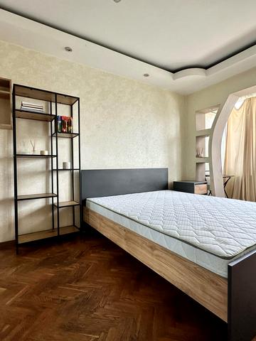 Березняківська вул., 14