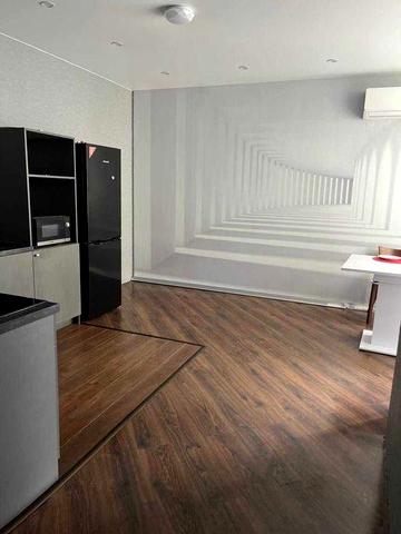 Продам 2х комнатную квартиру , кухня студия , Собственник ЖК Грин Сайд