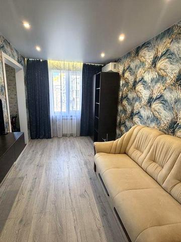 Продам 3х ком квартиру ,без комиссии