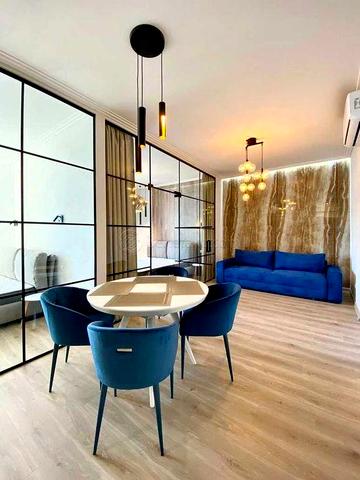 Код: 1096. До лета! Стильные апартаменты с тремя спальнями возле моря.