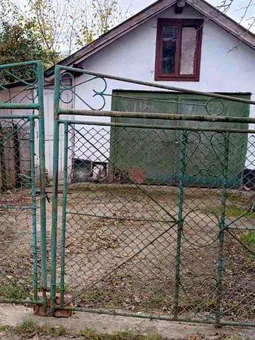 Великий будинок з ділянкою Галич