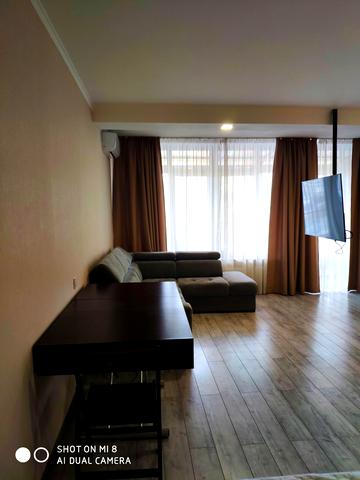 Глибочицька вул., 13