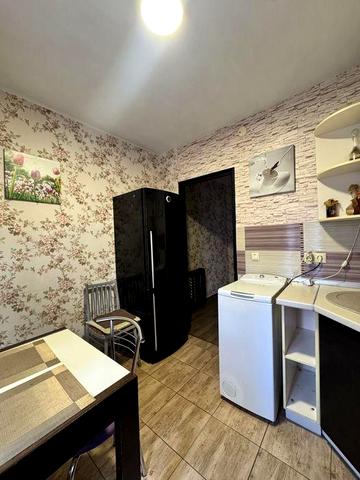 Продам 2кк вул. Мілютенка, 28