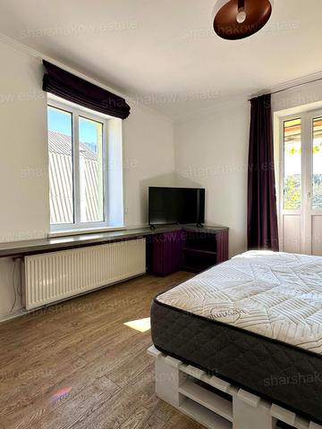 Редутна вул., 15