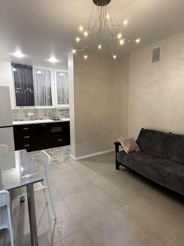 Оренда 1-кімнатної квартири в ЖК Київ скай. Перше поселення