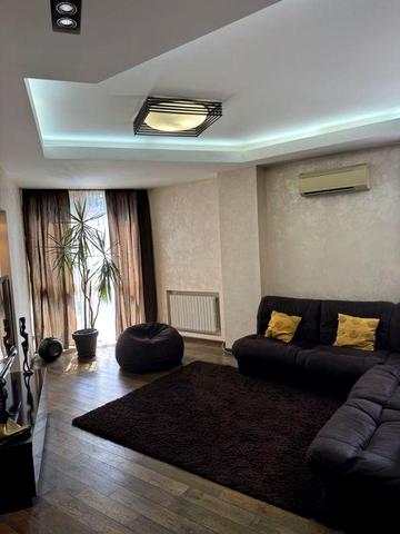 Продам 3к квартиру пр. Науки ( Гагарина)