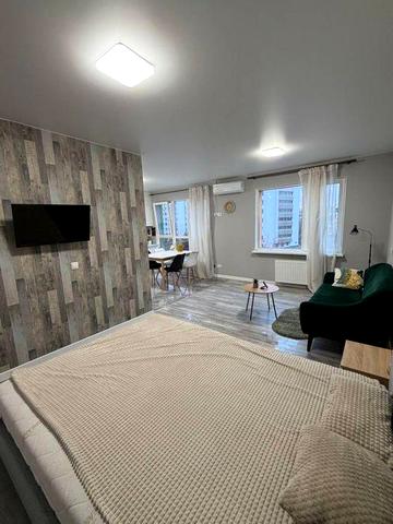 Оренда  стильноі яскравоі 1 кім Калнишевського 14