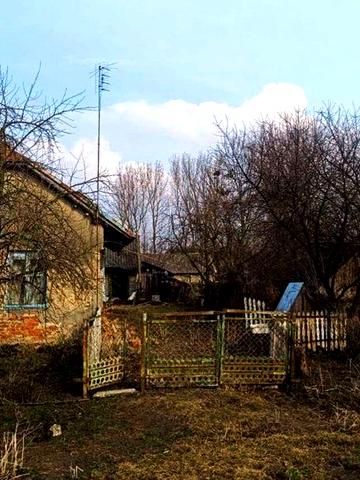 Продається дачний будинок
