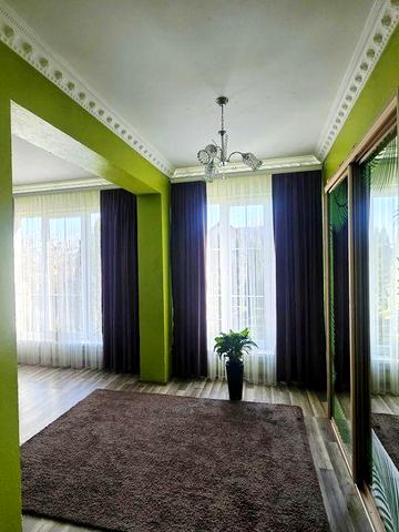 Продаються дві квартири за ціною одної!!!