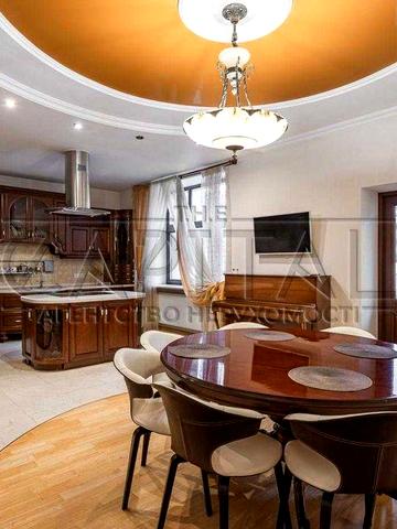 Дом на аренду в Иванковичах в закрытом КТ есть выход в лес и к озеру