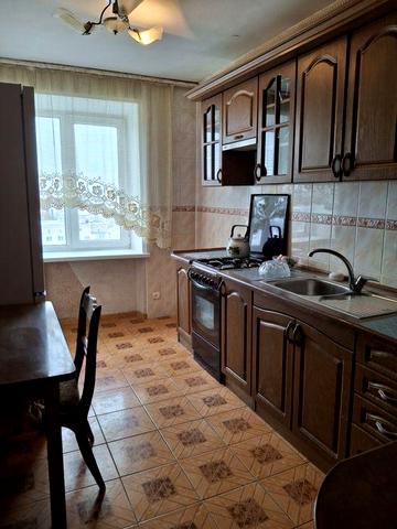 Оренда 3-км квартирі на Торговиці