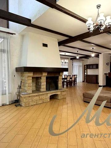 Довгострокова оренда 4к Дім Плютовська вулиця