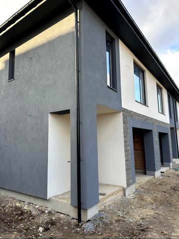 Незалежності, 138