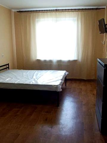 Закревського Миколи 97а, Генератори на все є