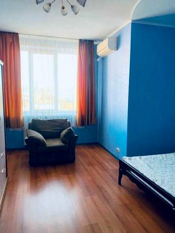 5m Аренда 2 квартира метро Защитников Украины Новострой Конный