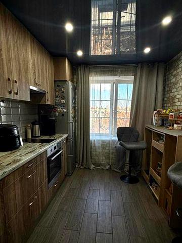 Продам 2-х кімнатну квартиру р-н ПЗР, можливо по дежпрограмі Є відновл