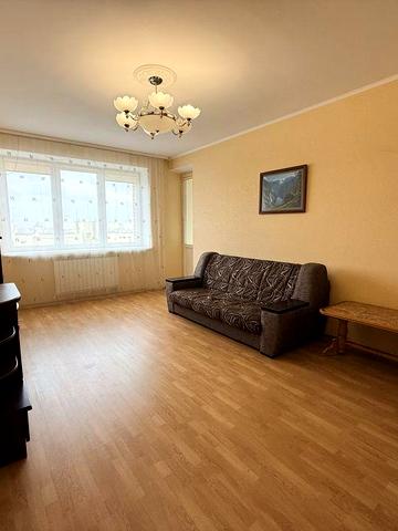 Оболонь, трикімнатна квартира в довгострокову оренду