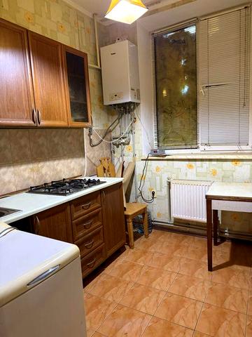 Продаж 2 км квартири