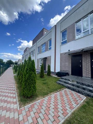 Продаж сучасного таунхауса  с. Гора Київська область ЖК Кантрі Таунхаус