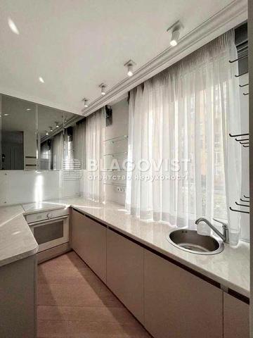 Продаж 1кім квартири з ремонтом 45кв.м 1-й поверх ЖК Комфорт Таун ЖК Комфорт Таун