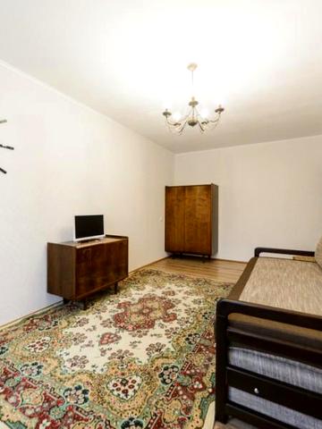 Квартира возле метро Дарница