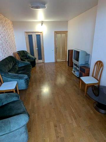 Продам квартиру у центрі міста ЖК Зарічний квартал