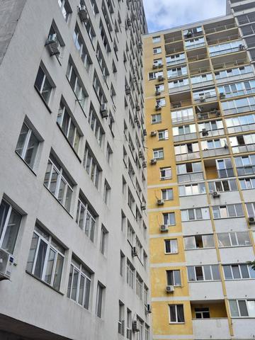 Ракетна вул., 24