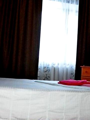 Сдам 2 комнатную квартиру в центре Южного