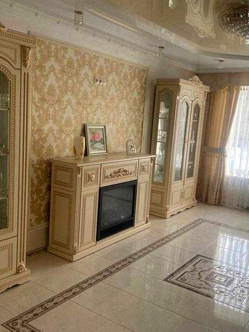 Продається котедж у елітному закритому містечку, Суми