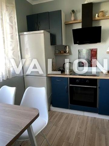 Європейського Союзу просп. (Правди), 17-Б