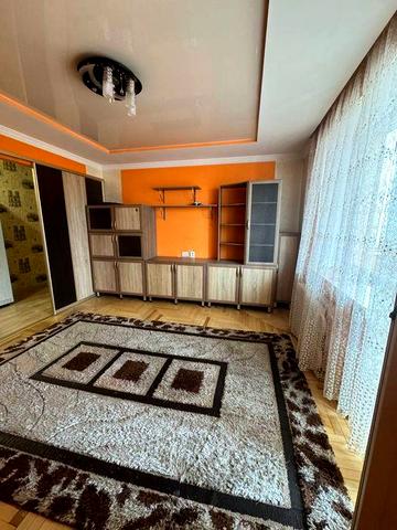 Оренда 3 кімнатної квартири на Канаді за 13500грн