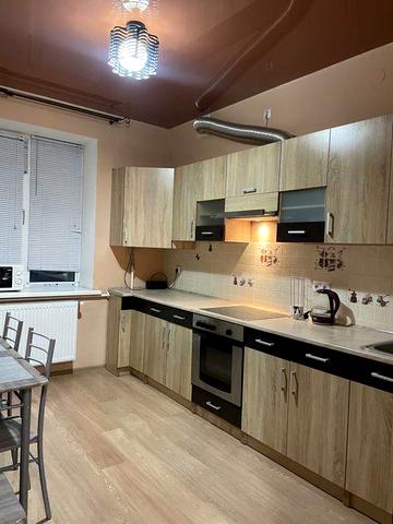 Здається простора двокімнатна квартира вул Івасюка  ВІД ВЛАСНИКА