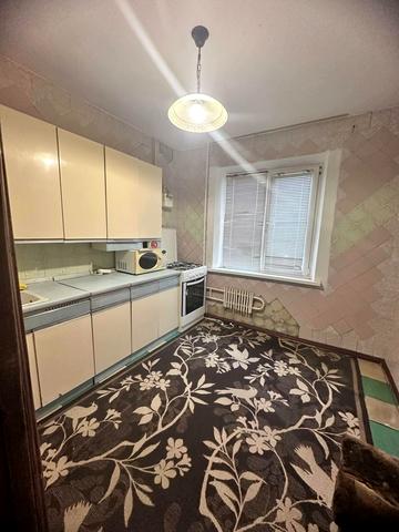 Прибузька вул., 34